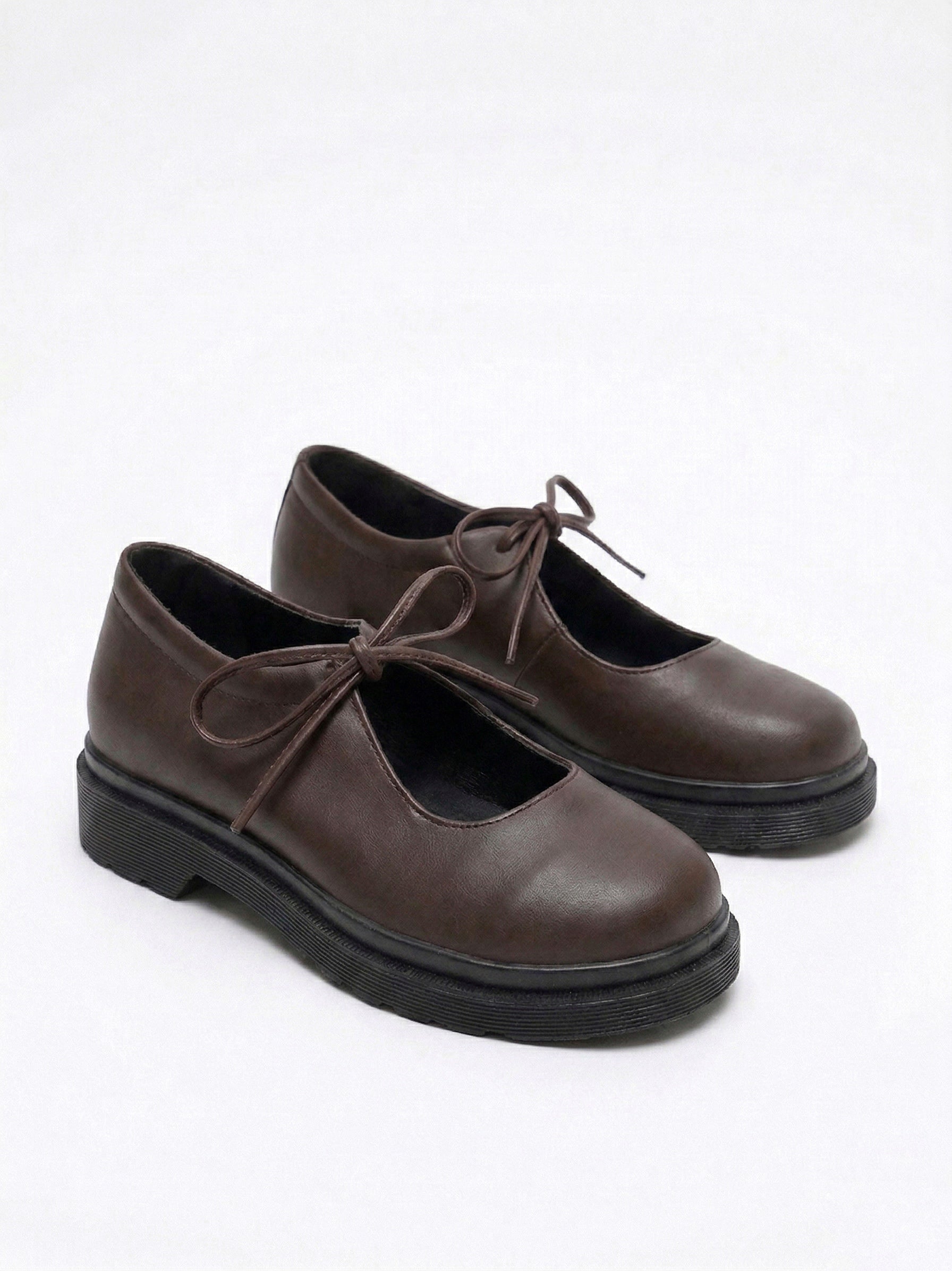 Zapato lazos Emily Café