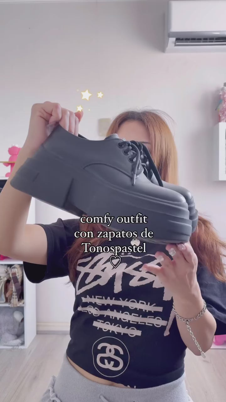 Zapato MEGAN negro plataforma